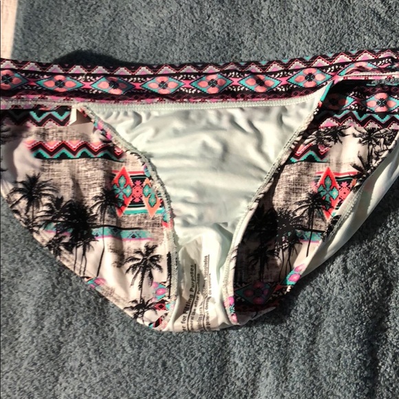 OP bikini bottoms NWT - Picture 4 of 5